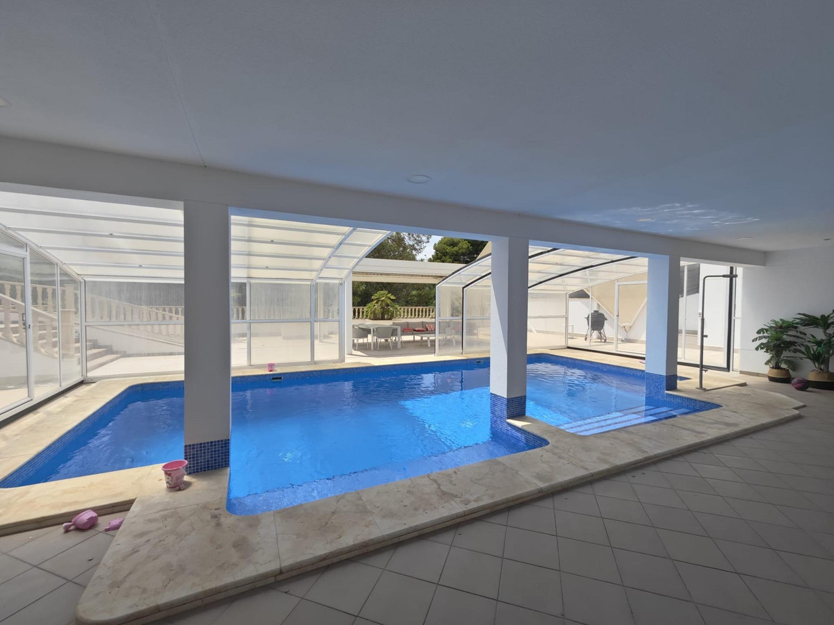 Huis te koop in Campoamor | 4 slaapkamers H5453653