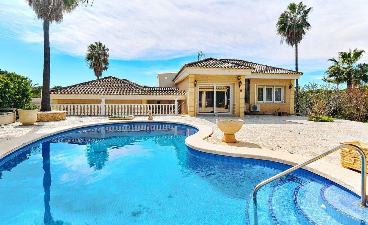 Penthouse te koop in Campoamor | 5 slaapkamers H5453689