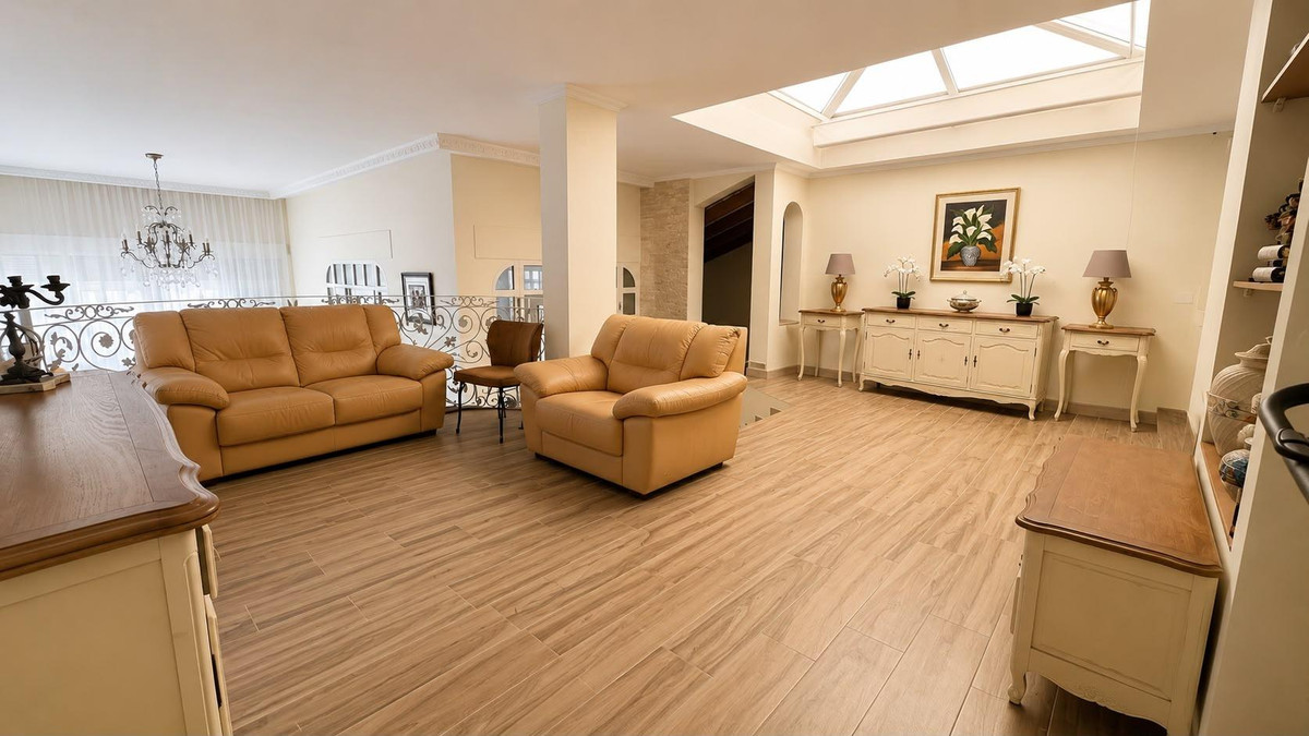 Penthouse te koop in Campoamor | 5 slaapkamers H5453689