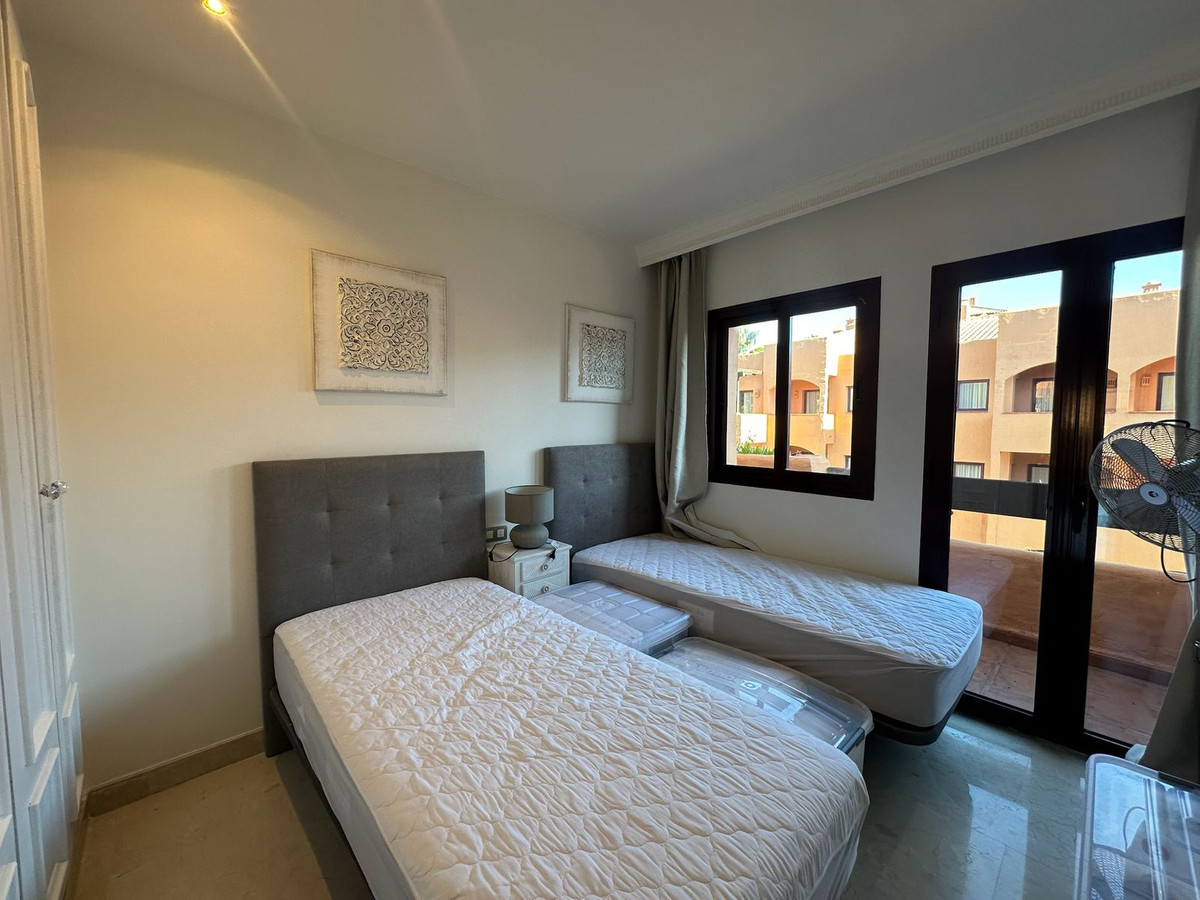 Bovenverdieping Appartement in Cancelada-13
