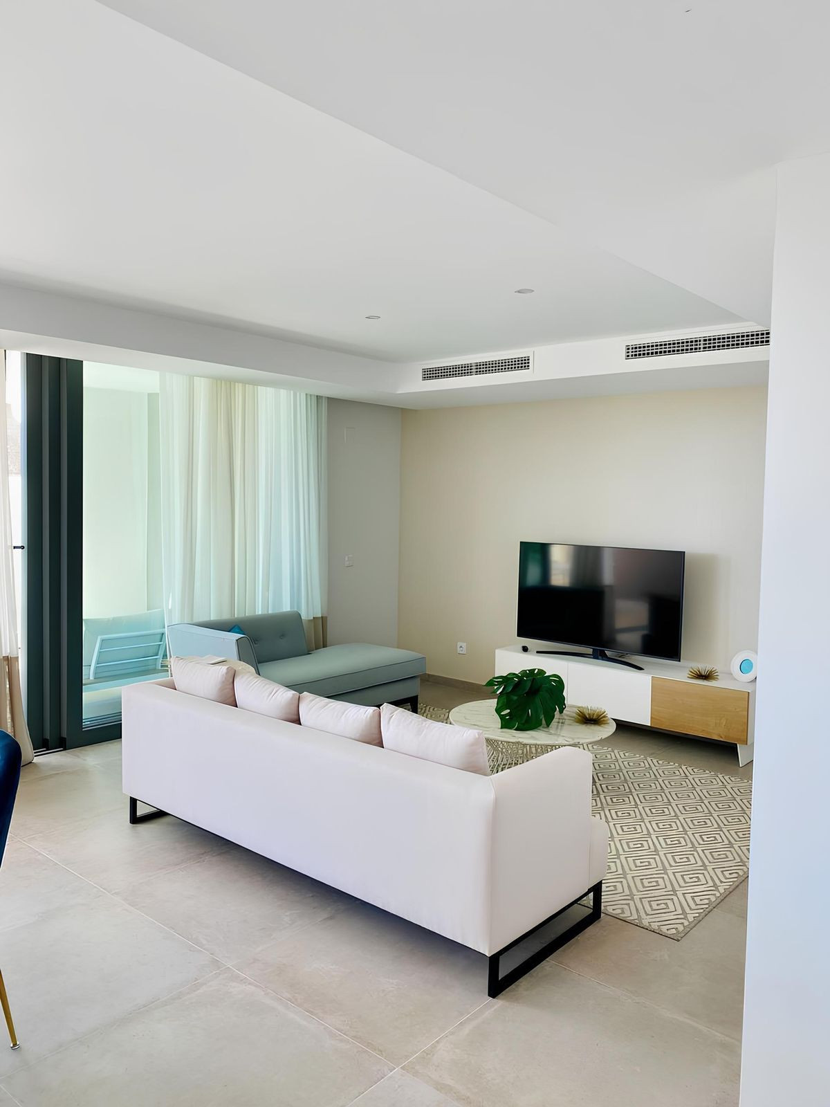 Begane grond appartement in Cancelada-5