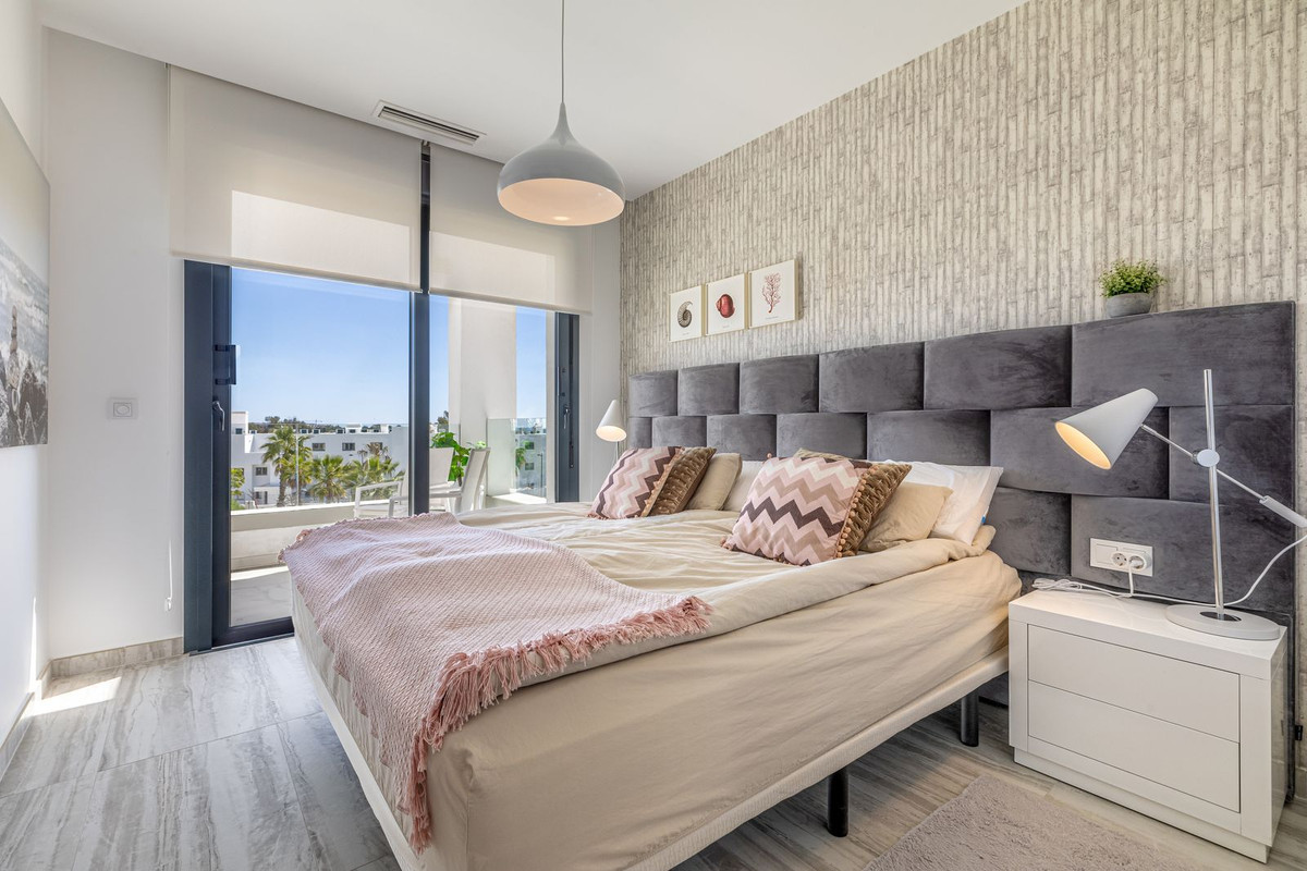 Penthouse in Cancelada-17