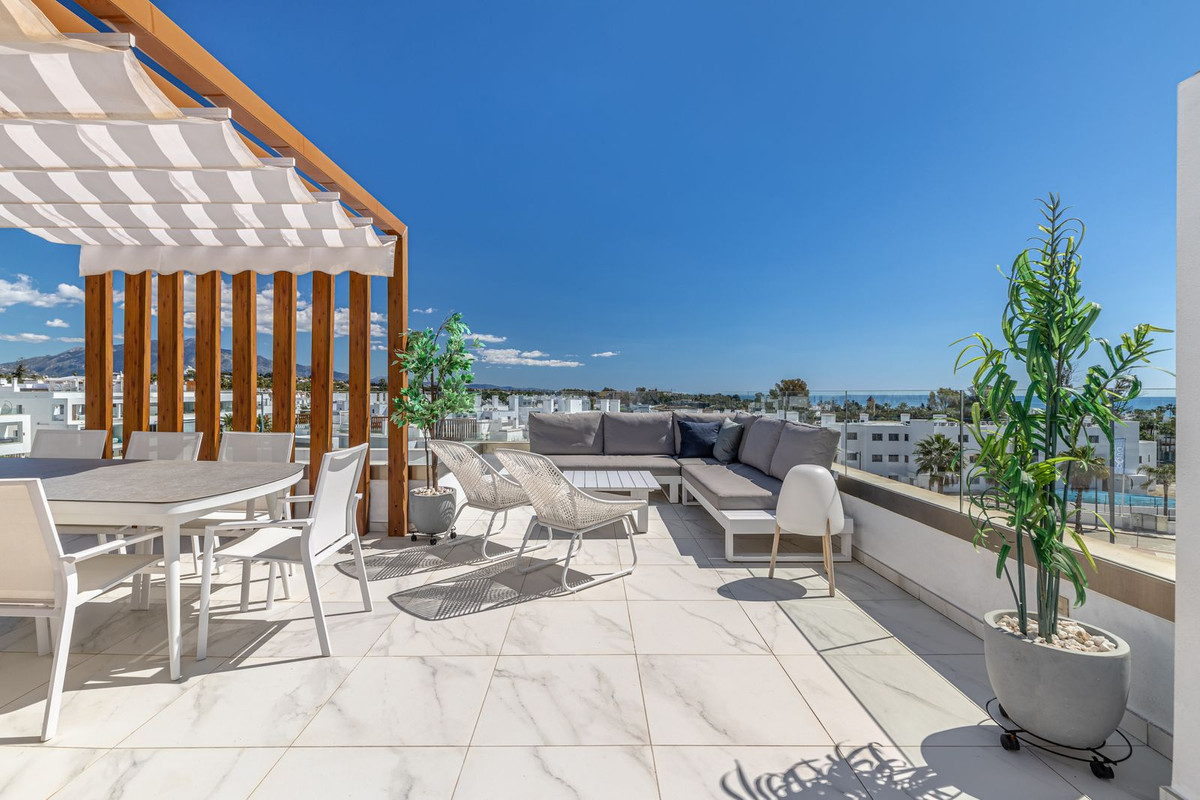 Penthouse in Cancelada-22