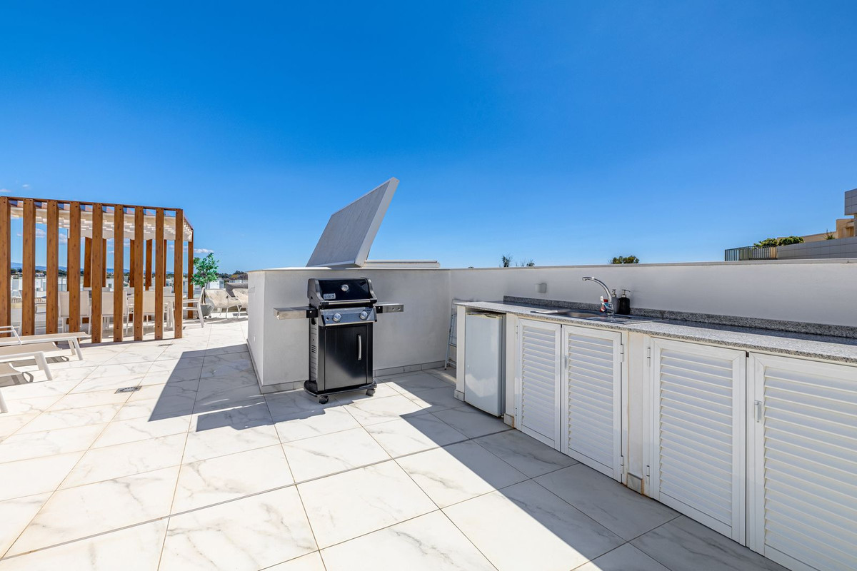 Penthouse in Cancelada-24