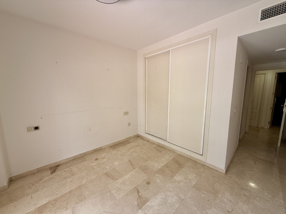 Begane grond appartement in Cancelada-17