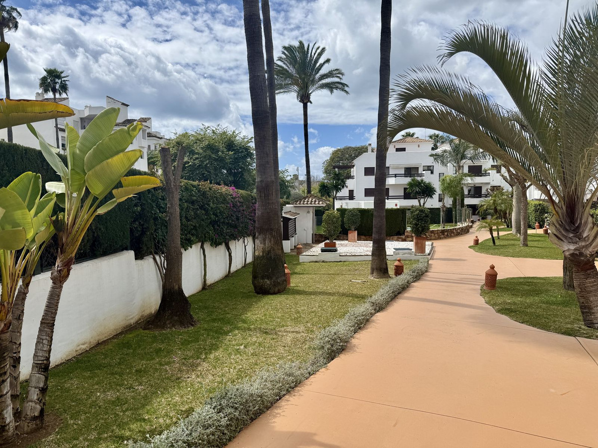 Begane grond appartement in Cancelada-18