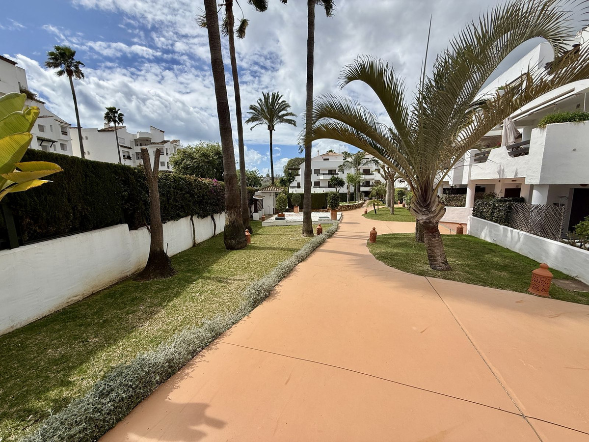 Begane grond appartement in Cancelada-19