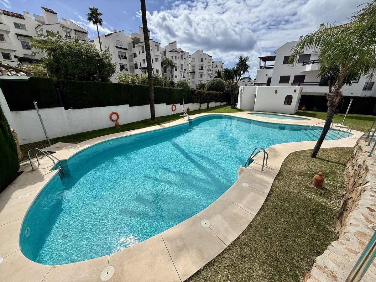 Begane grond appartement in Cancelada-20