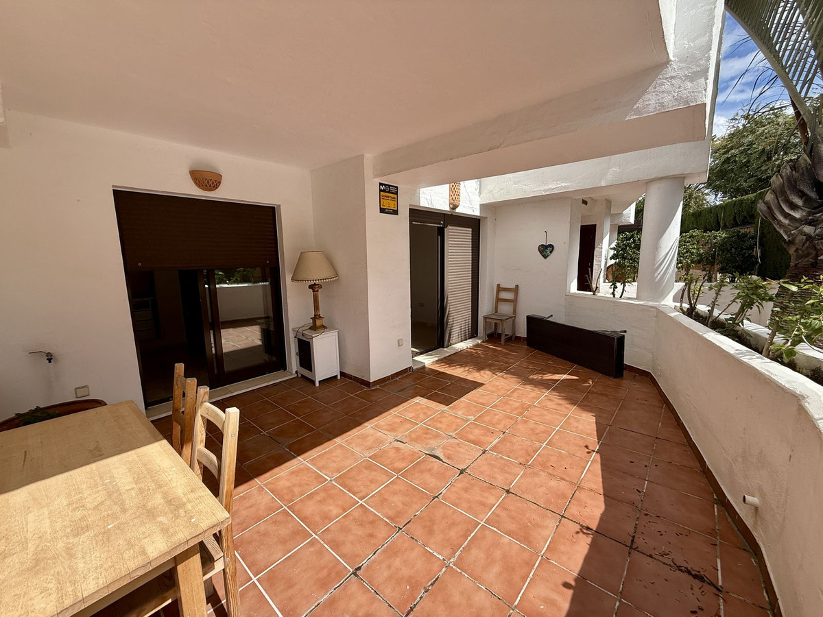 Begane grond appartement in Cancelada-3