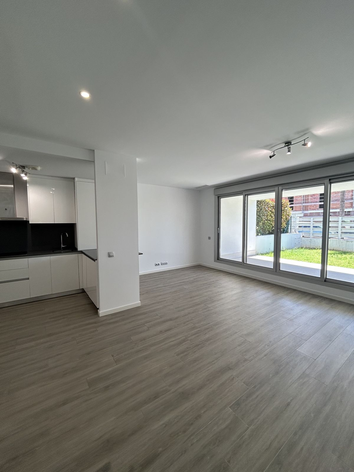 Begane grond appartement in Cancelada-3