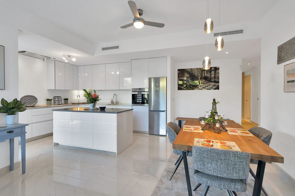 Appartement te koop in Cancelada | 3 slaapkamers H5294098