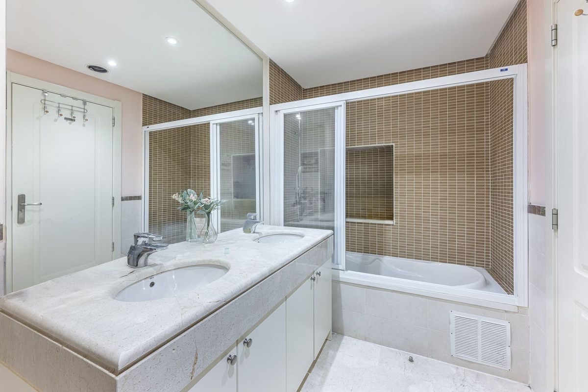 Appartement te koop in Cancelada | 2 slaapkamers H5496904
