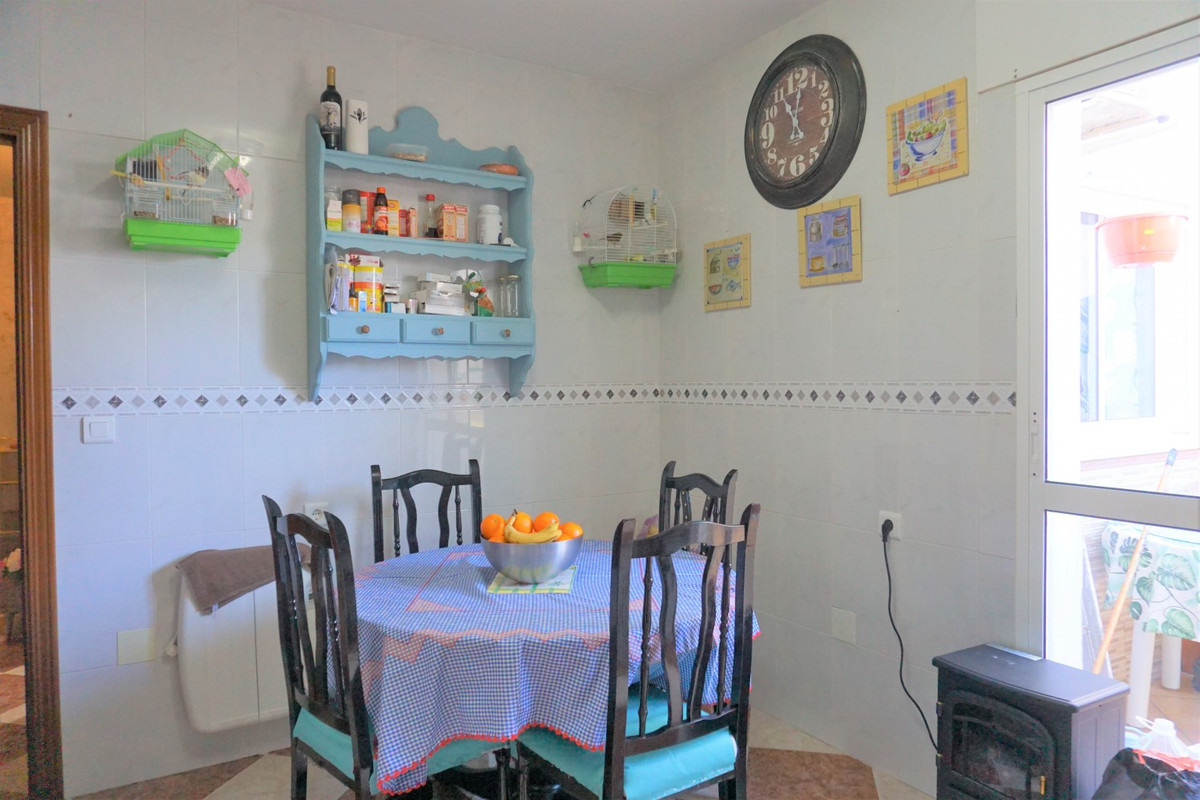 Tussenverdieping Appartement in Canillas de Aceituno-21