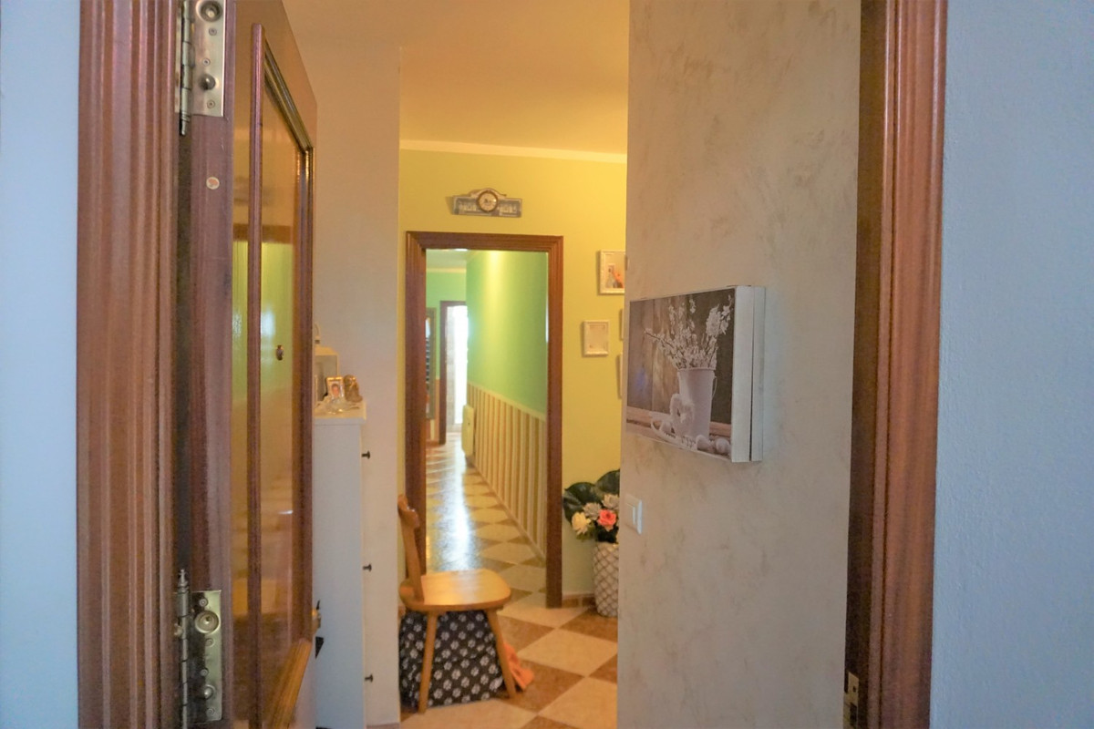 Tussenverdieping Appartement in Canillas de Aceituno-3