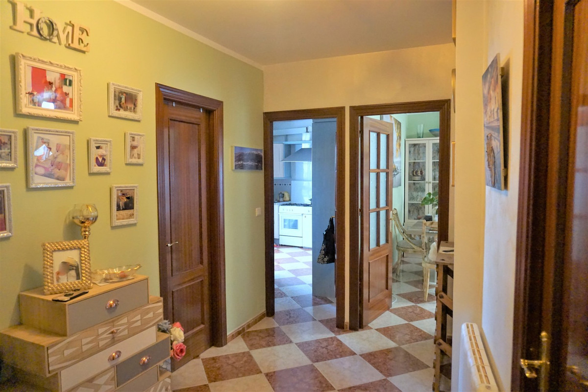 Tussenverdieping Appartement in Canillas de Aceituno-4