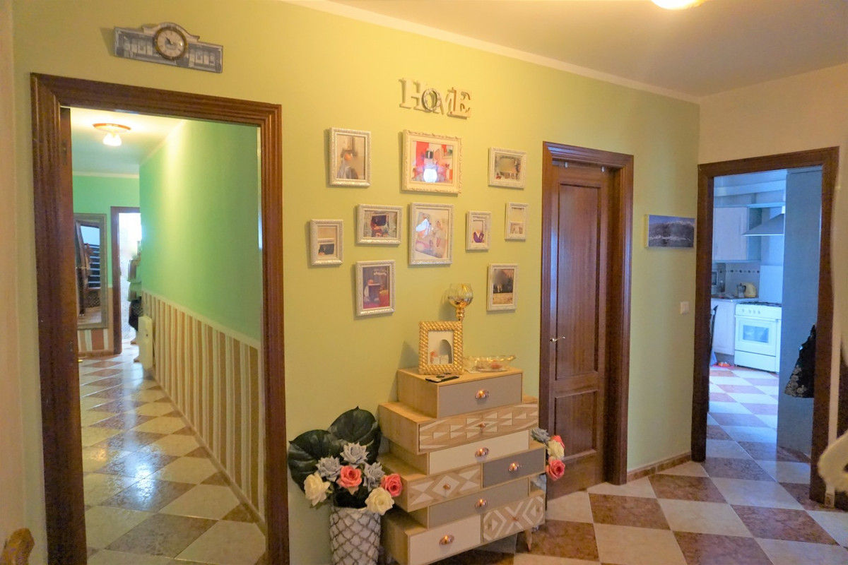 Tussenverdieping Appartement in Canillas de Aceituno-6