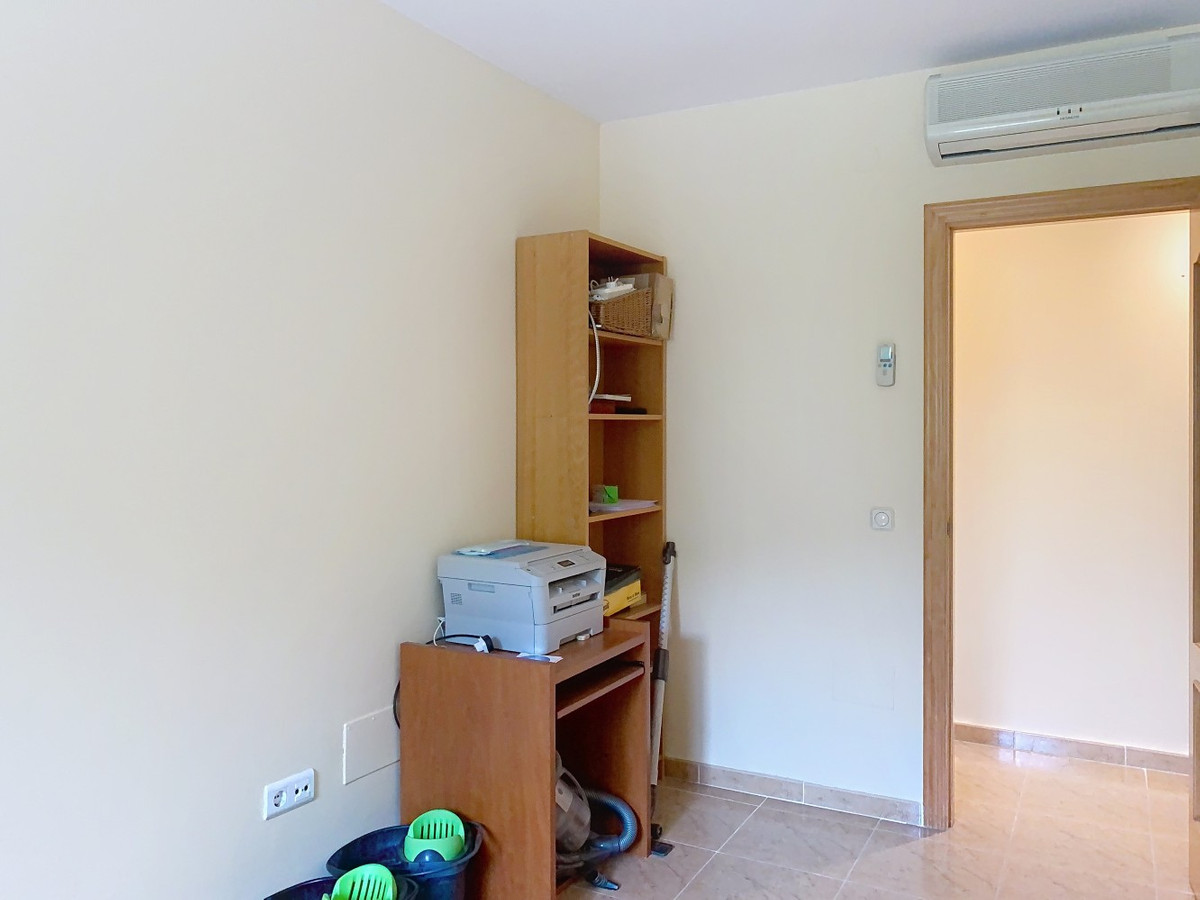 Tussenverdieping Appartement in Canillas de Aceituno-21