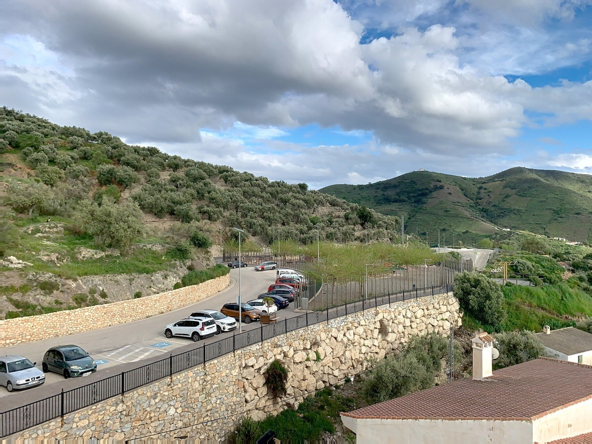 Tussenverdieping Appartement in Canillas de Aceituno-26
