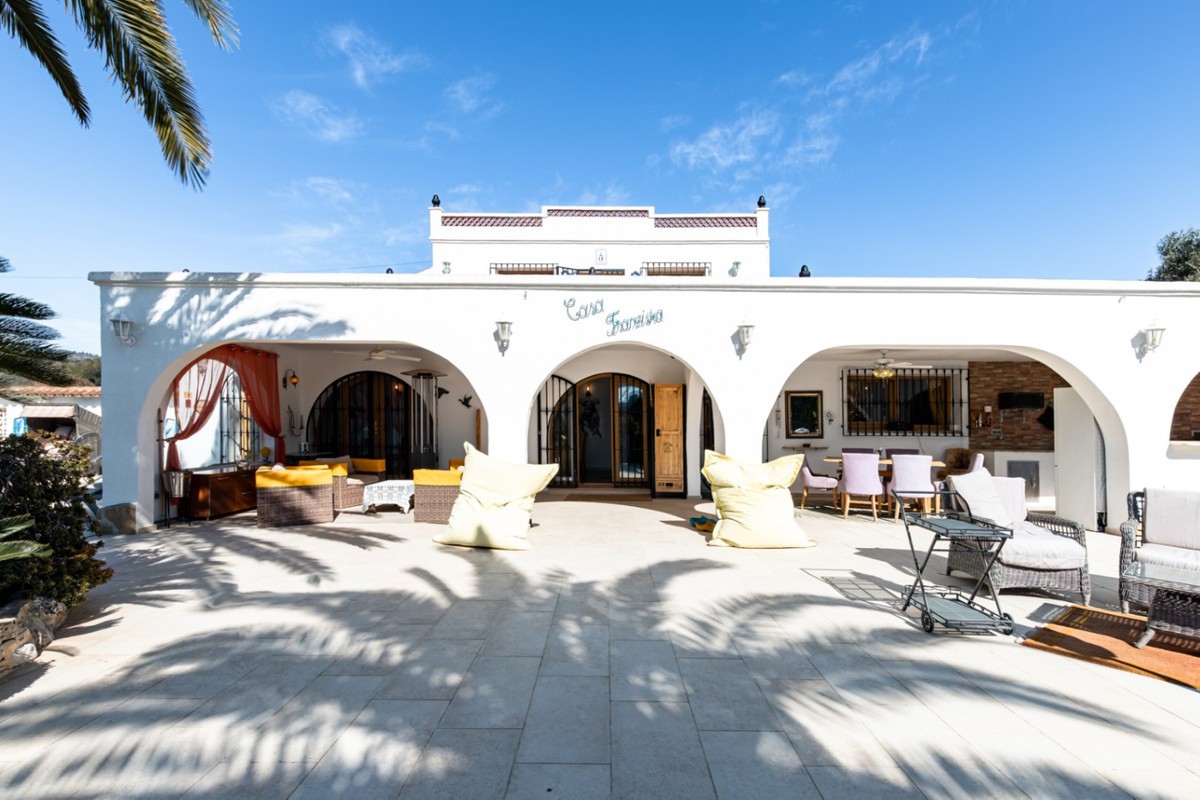 Property main view 40