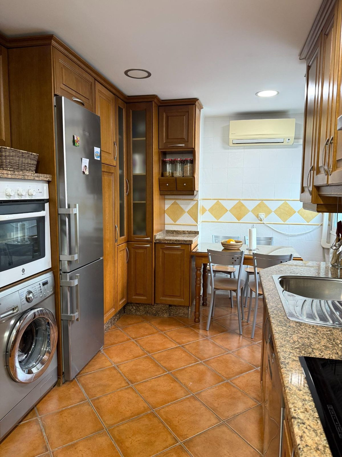 Appartement te koop in Capuchinos | 3 slaapkamers H5170852