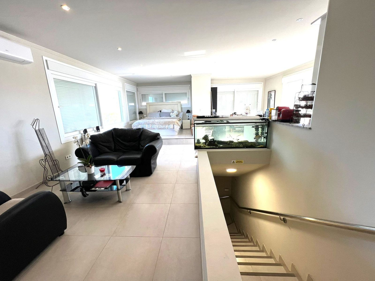 Penthouse Duplex in Carib Playa-18