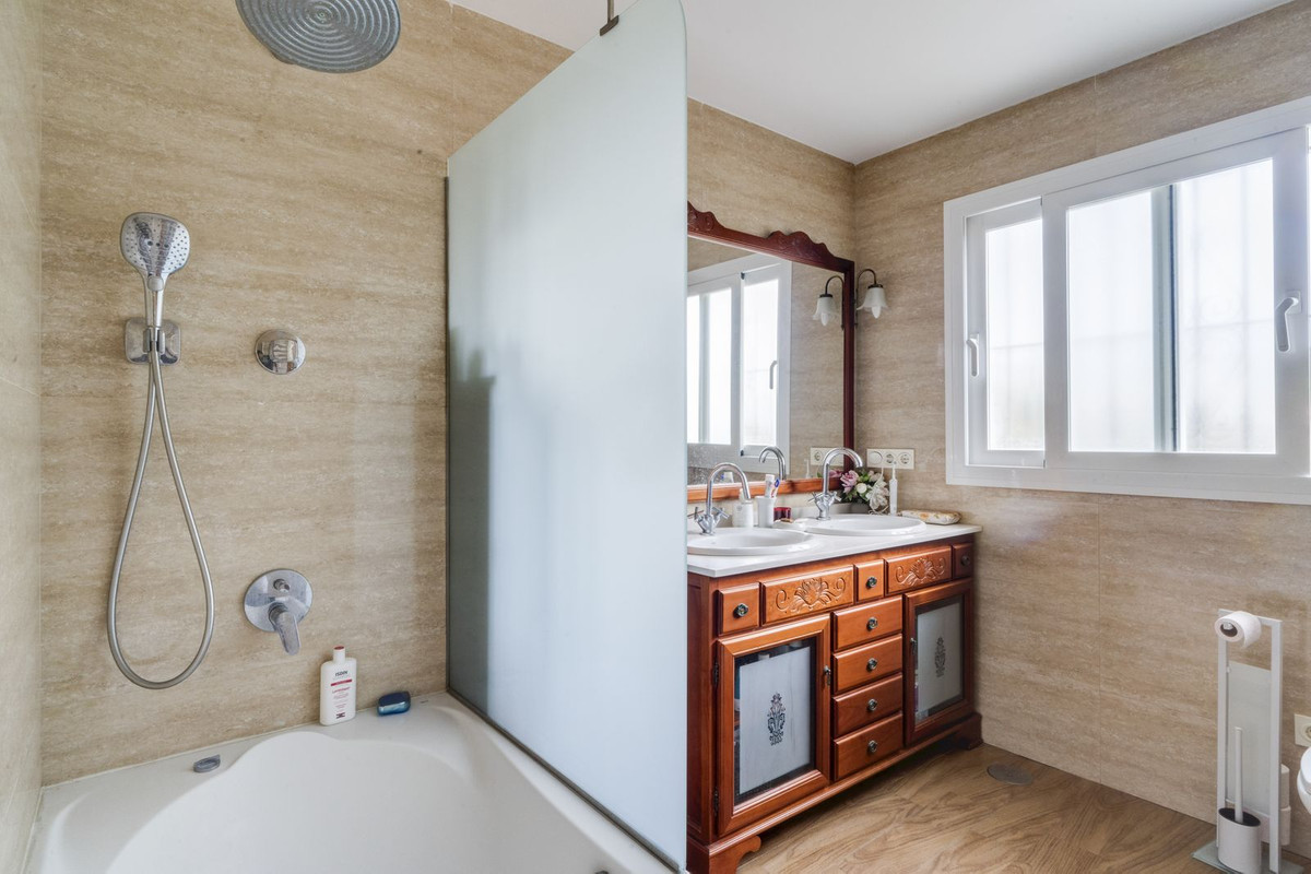 Huis te koop in Carib Playa | 4 slaapkamers H5137777