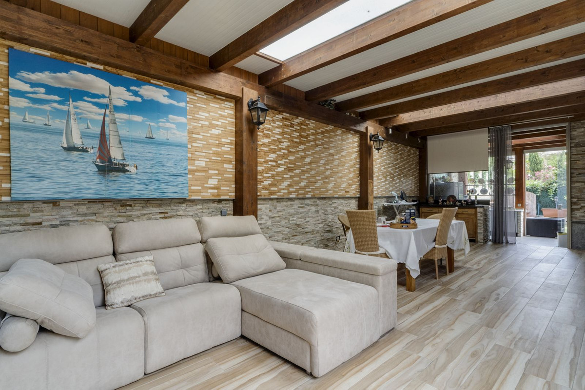 Huis te koop in Carib Playa | 4 slaapkamers H5137777