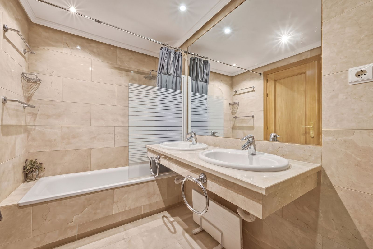 Appartement te koop in Carib Playa | 2 slaapkamers H5358292