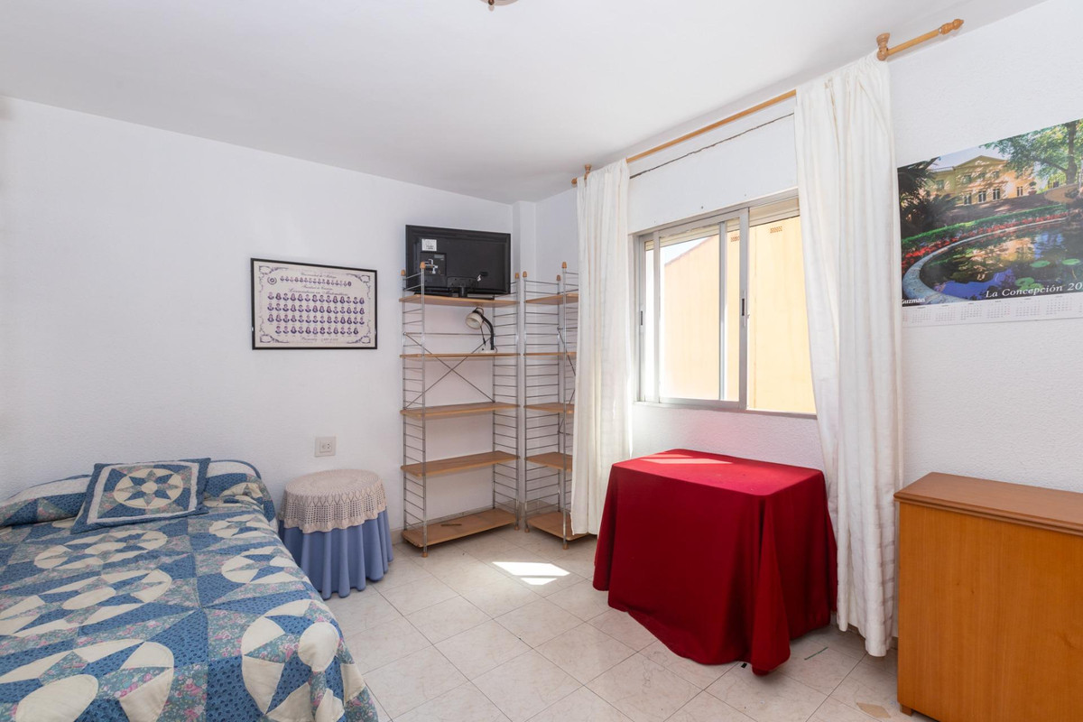 Begane grond appartement in Carranque-12