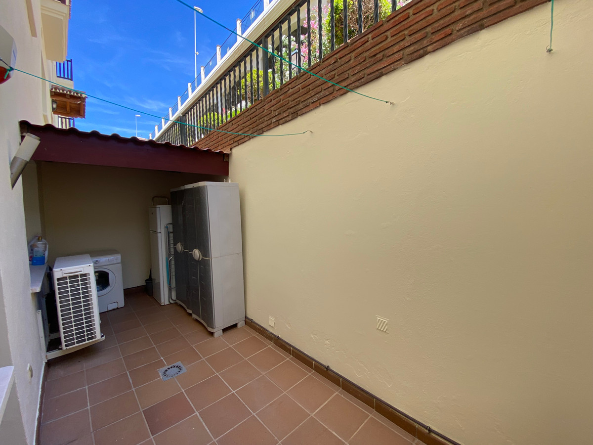 Begane grond appartement in Carvajal-19