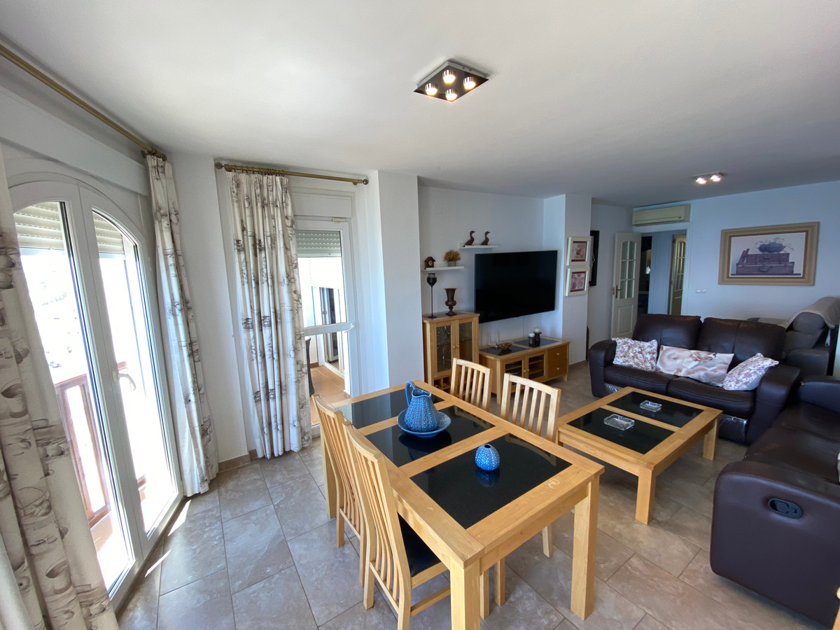 Begane grond appartement in Carvajal-3