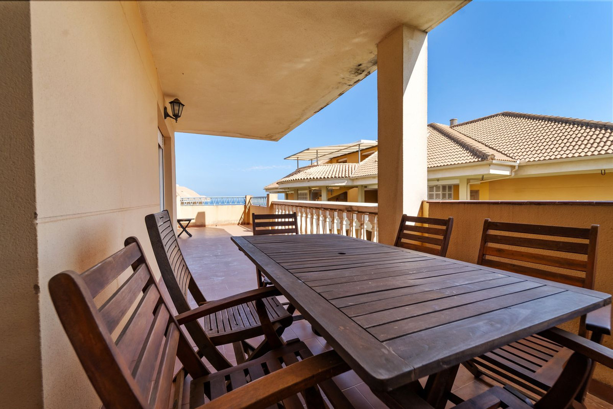 Tussenverdieping Appartement in Carvajal-14