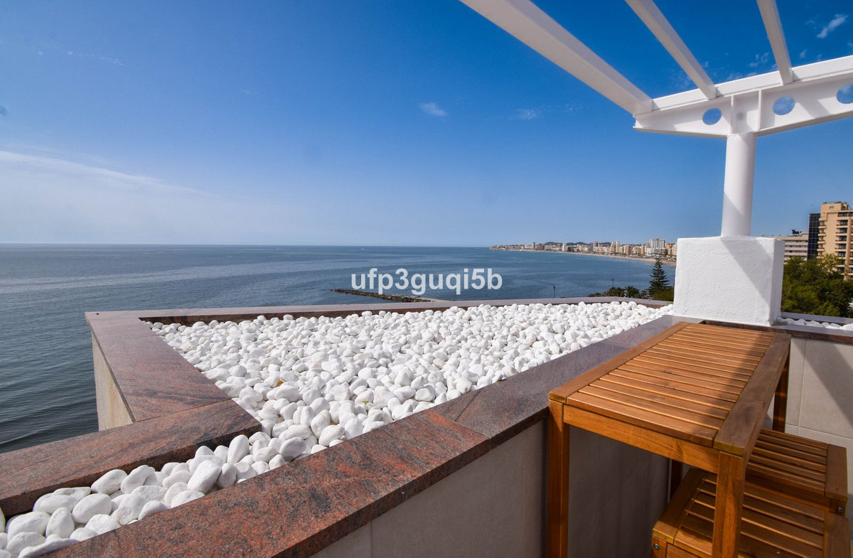 Penthouse Duplex in Carvajal-23