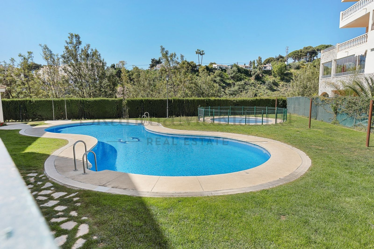 Appartement te koop in Carvajal | 2 slaapkamers H5073790