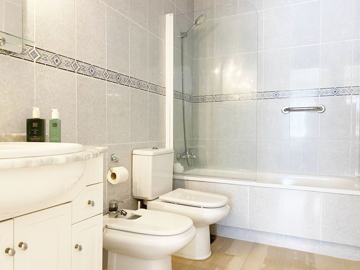 Appartement te koop in Carvajal | 3 slaapkamers H5139826