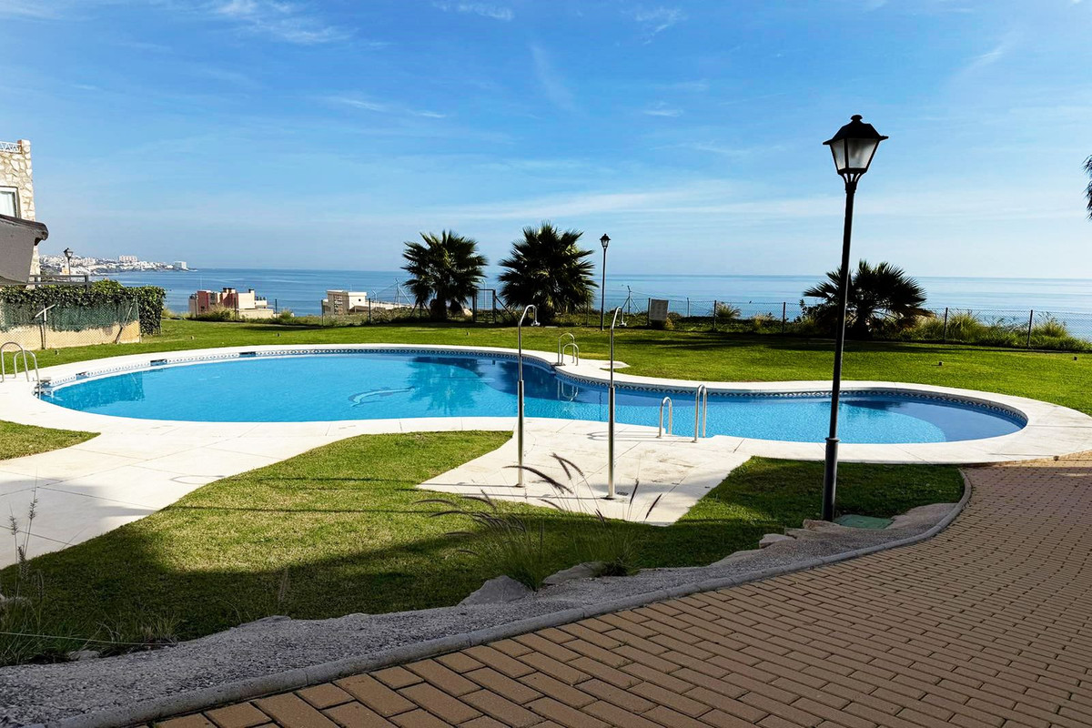 Appartement te koop in Carvajal | 2 slaapkamers H5255395