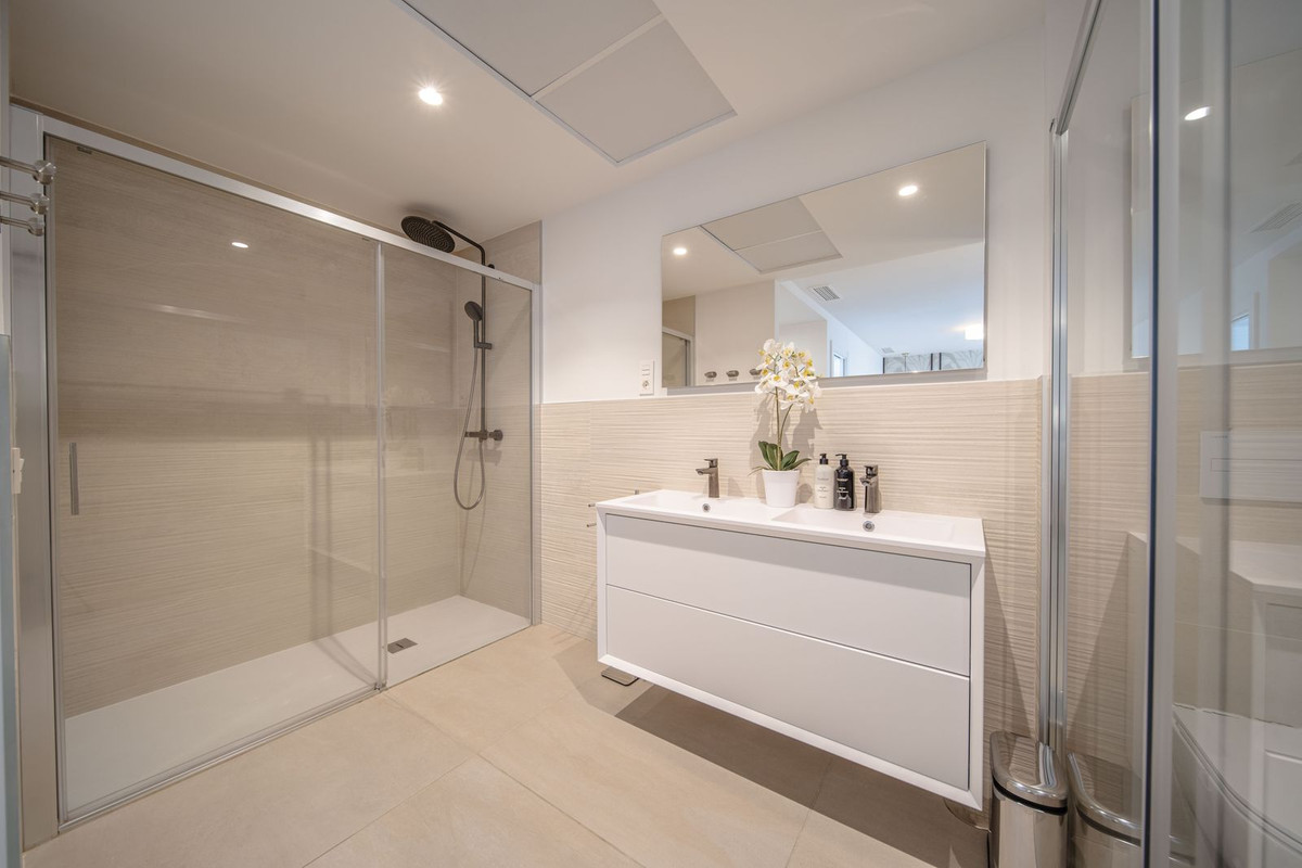 Appartement te koop in Carvajal | 4 slaapkamers H5338576