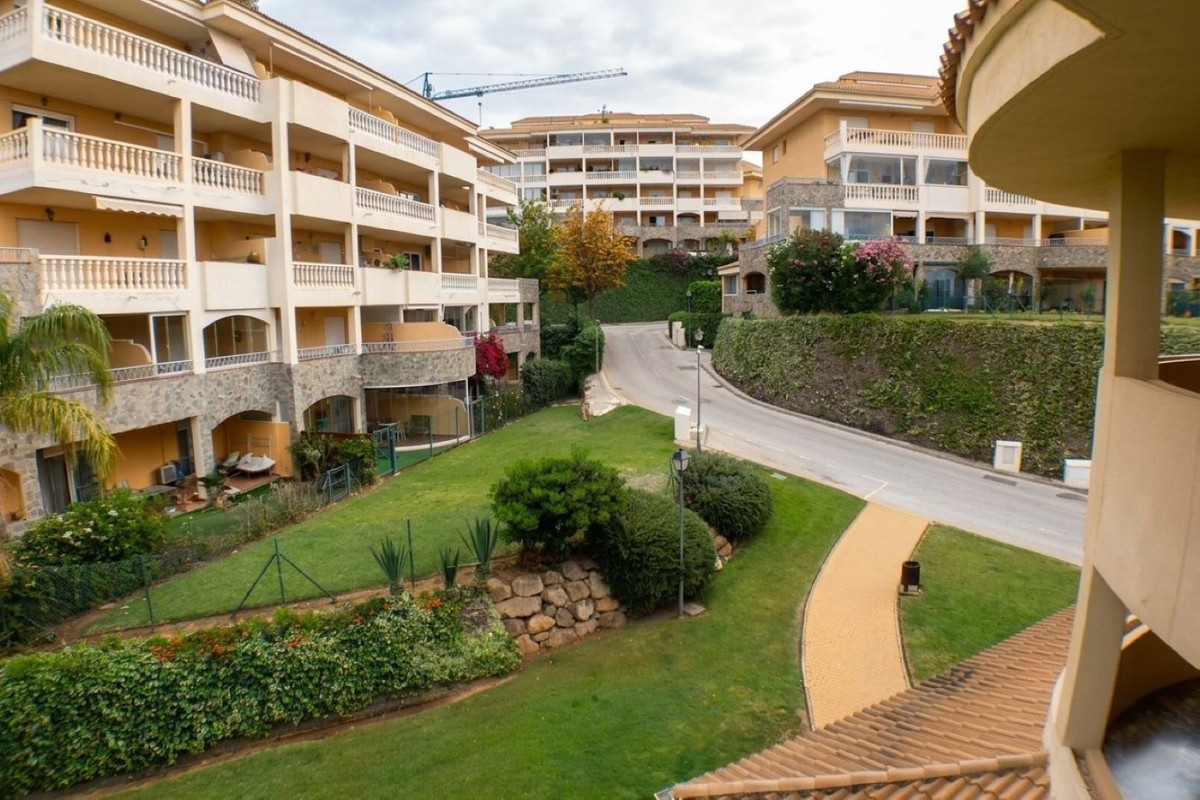Appartement te koop in Carvajal | 2 slaapkamers H5380849