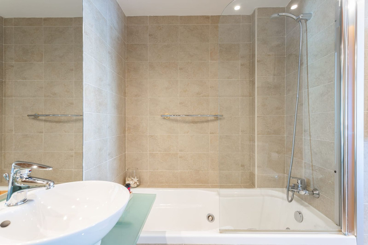 Appartement te koop in Carvajal | 3 slaapkamers H5381803