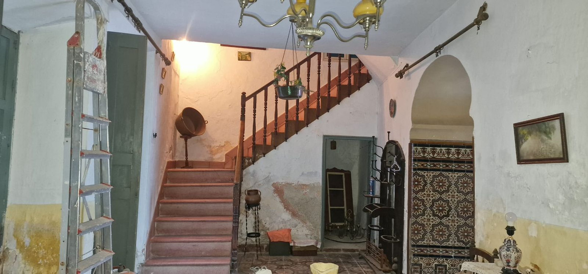Huis te koop in Casarabonela | 7 slaapkamers H5261059