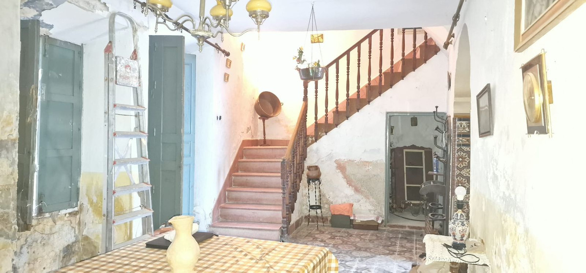 Huis te koop in Casarabonela | 7 slaapkamers H5261059