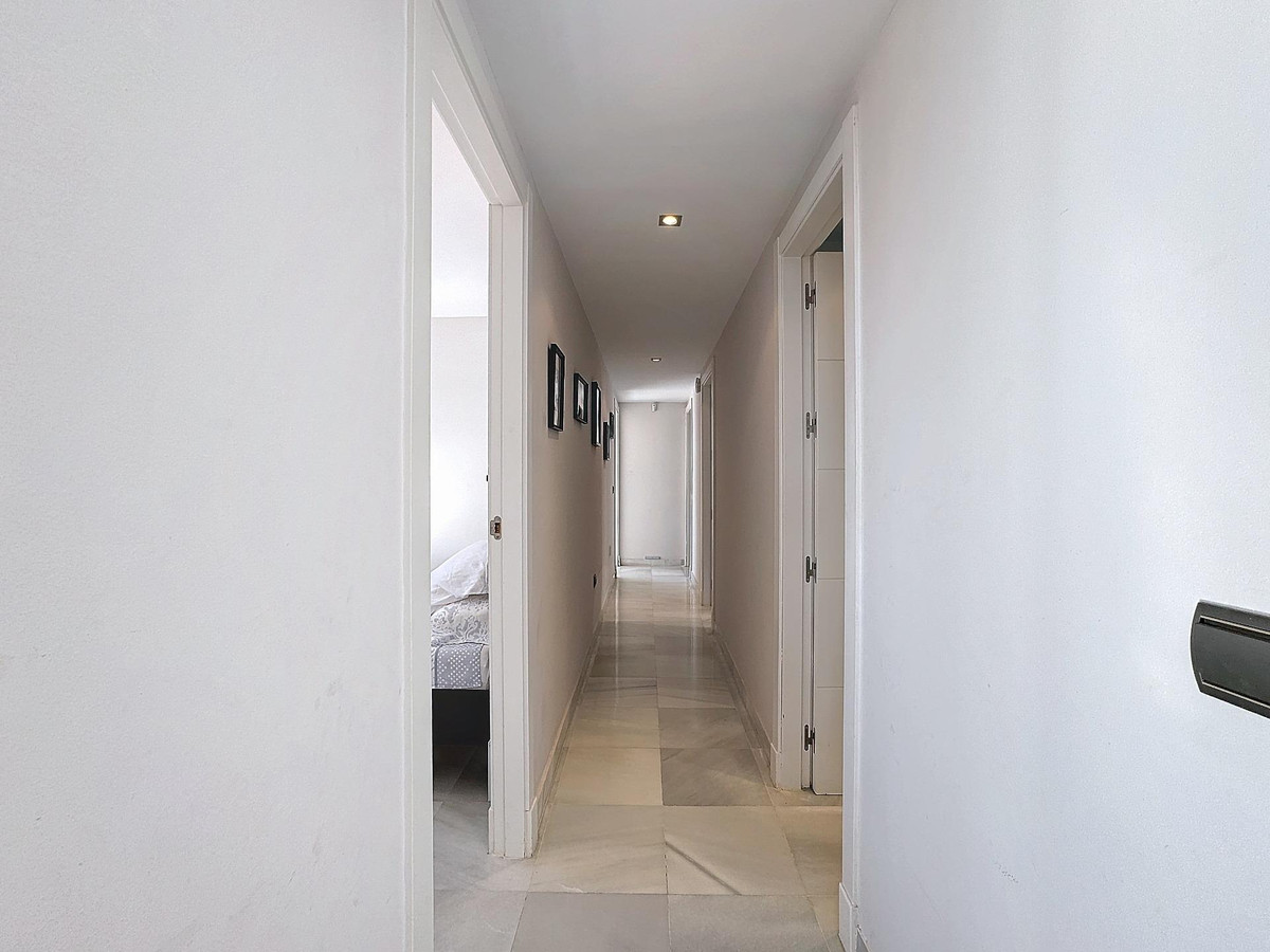 Penthouse te koop in Casares | 4 slaapkamers H5027140