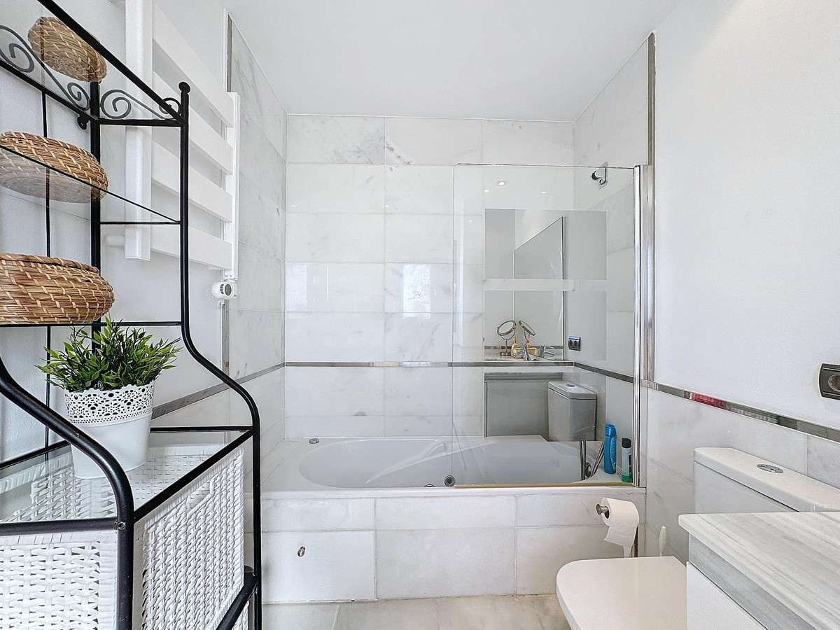 Penthouse te koop in Casares | 4 slaapkamers H5027140