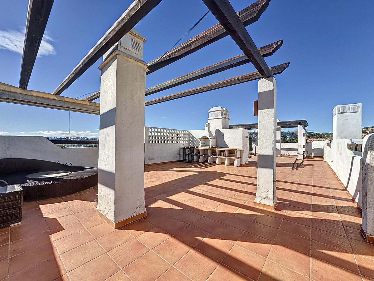Penthouse te koop in Casares | 4 slaapkamers H5027140