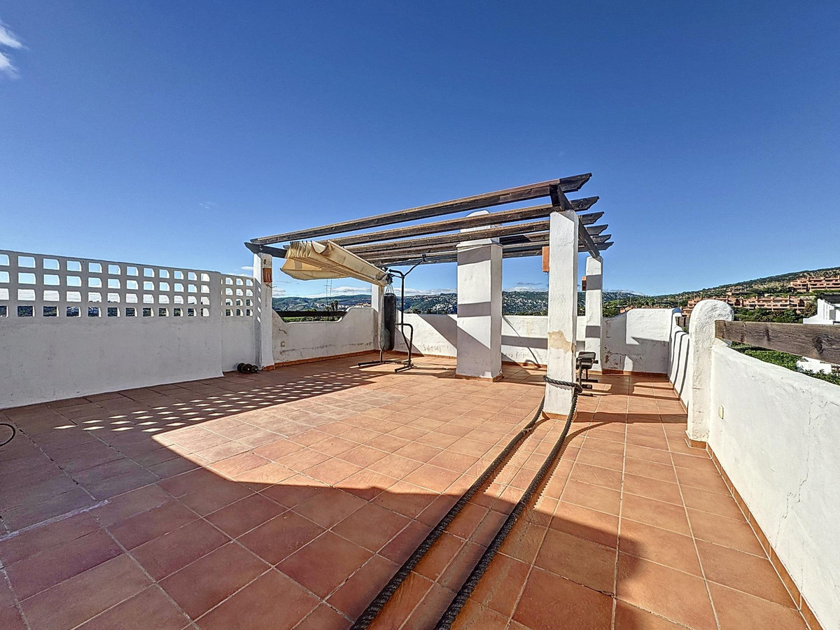 Penthouse te koop in Casares | 4 slaapkamers H5027140