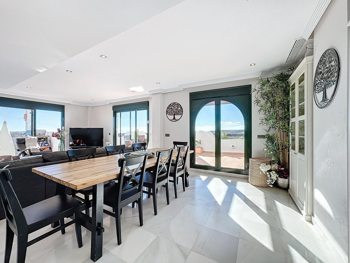 Penthouse te koop in Casares | 4 slaapkamers H5027140