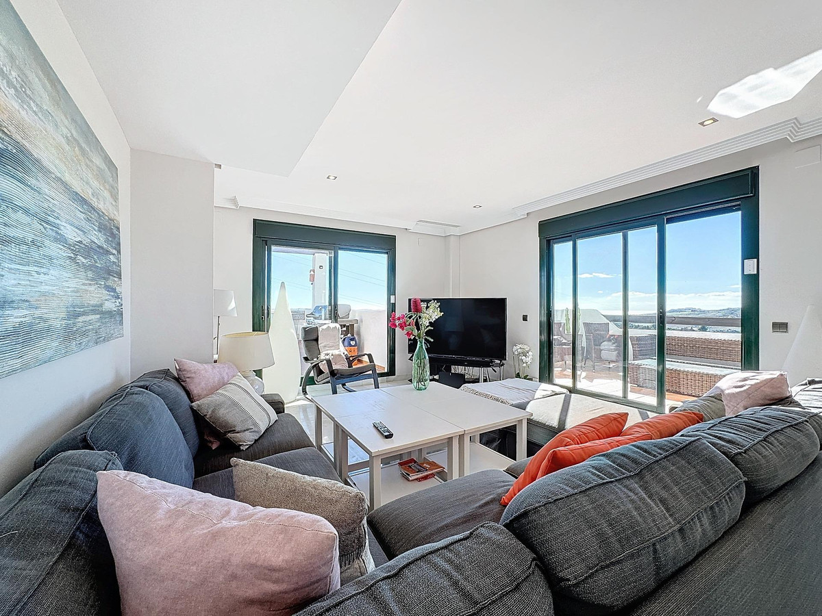 Penthouse te koop in Casares | 4 slaapkamers H5027140