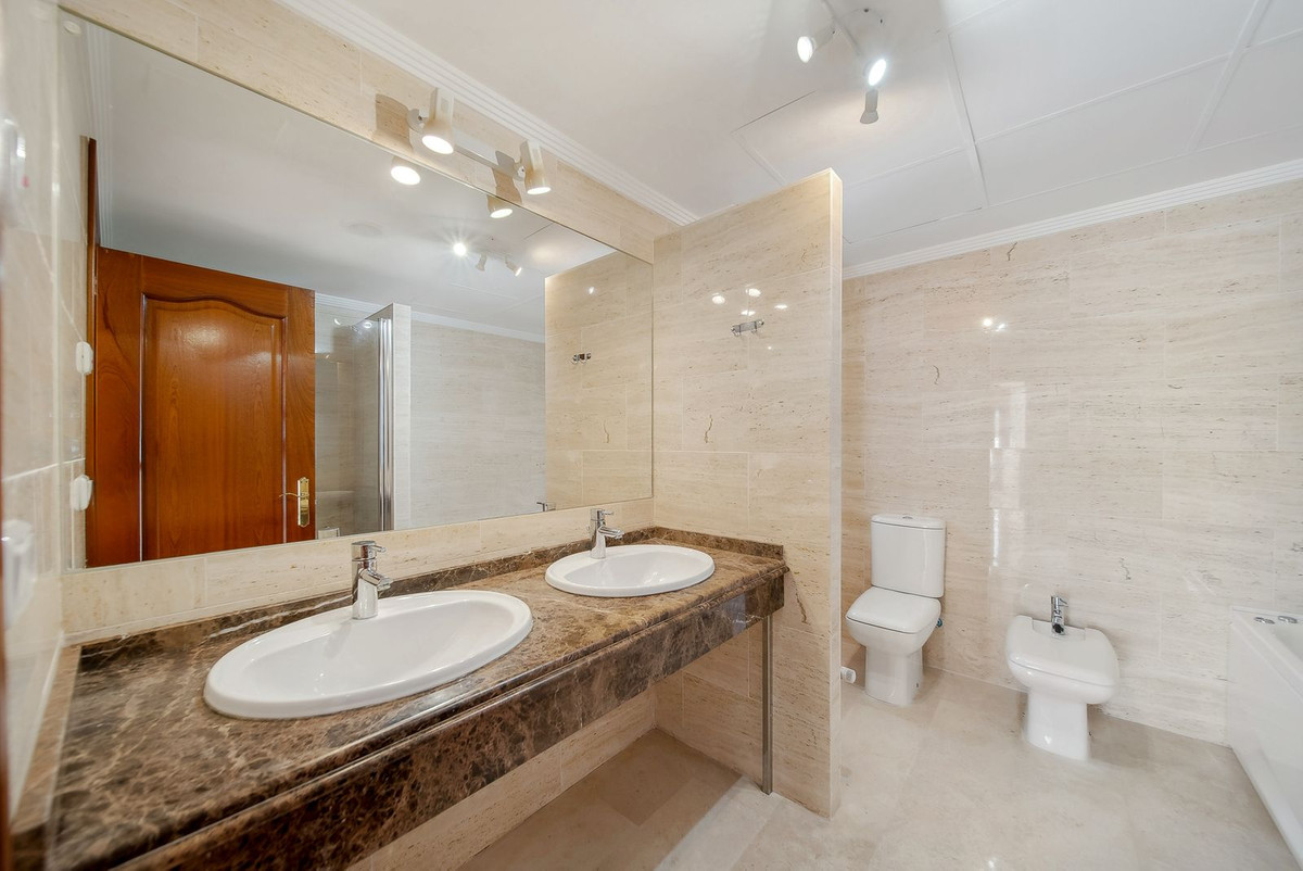 Penthouse te koop in Casares | 2 slaapkamers H5057749