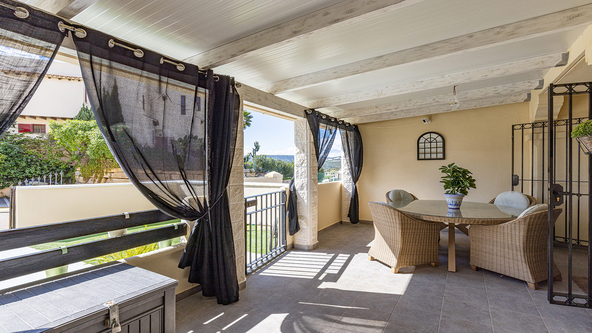 Appartement te koop in Casares | 2 slaapkamers H5058778