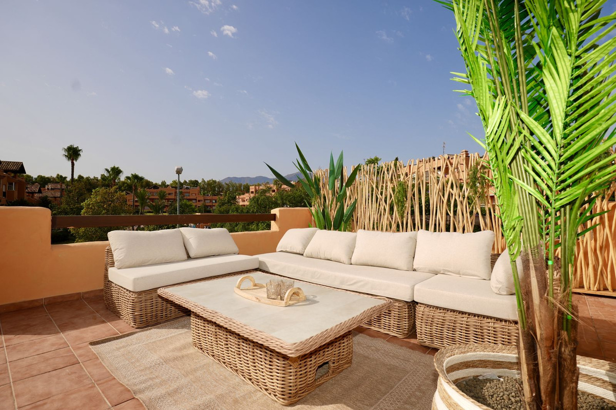 Penthouse te koop in Casares | 2 slaapkamers H5084185